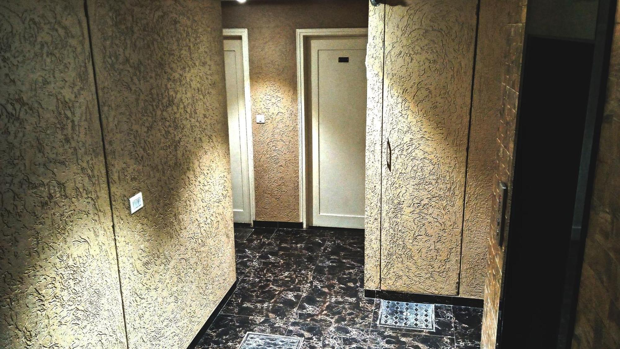 Hotel Ramniwas Jalgaon Exteriör bild